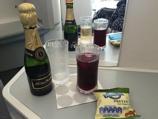 Pre-meal drinks and snacks on our Finnair A350 Business Class flight to Helsinki