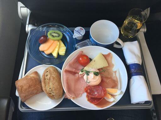 Club Europe Cold Brunch on BA700 from London Heathrow to Vienna