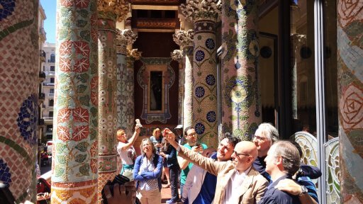 Much of the decoration of The Palau de la Música Catalana features flowers and plants. There is also a lavish use of brightly coloured mosaic. Perhaps the best display of the mosaic is on the balcony just off Sala Lluís Millet. The pillars on the balcony are simply stunning!